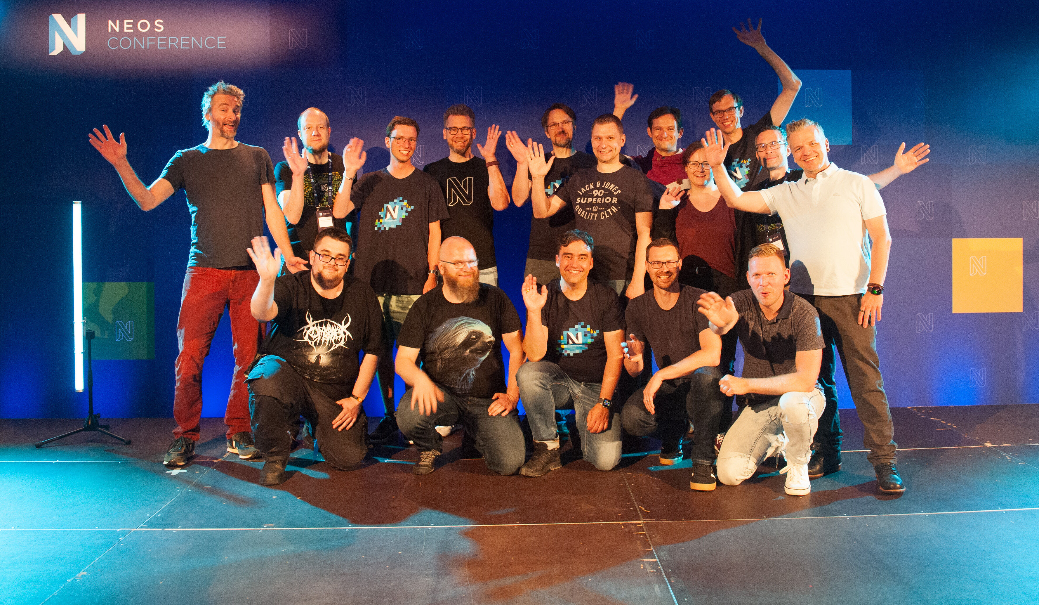 310927-_NIK6347_Neos_Core_team.jpg