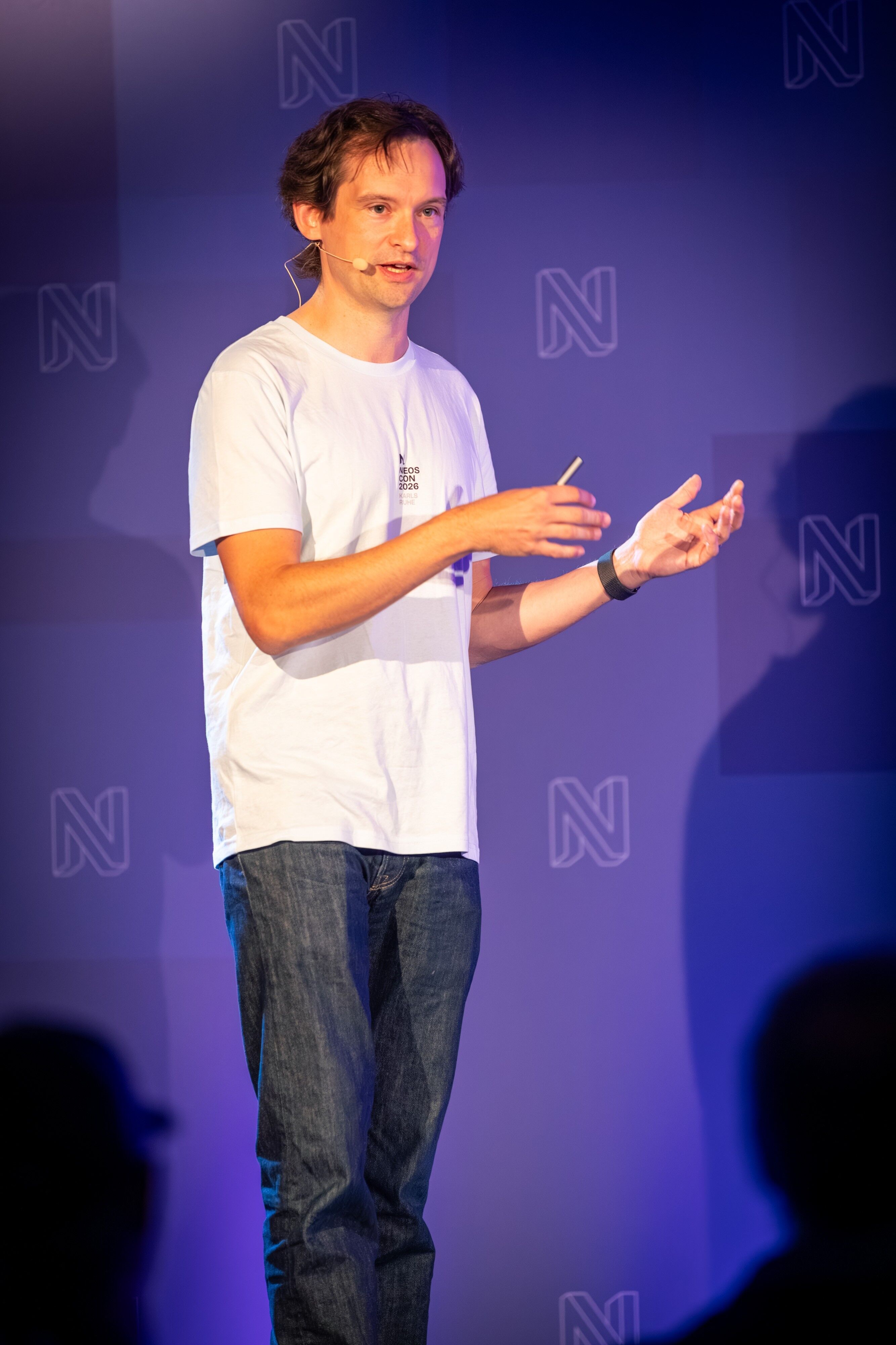 Sebastian Helzle on the Neos stage